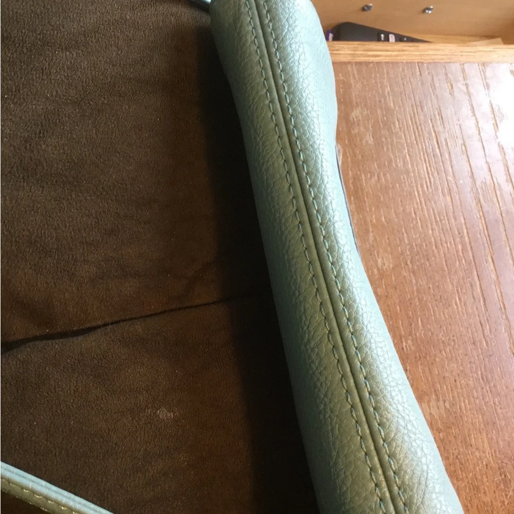 Liz Claiborne Purse - Picture 8 of 10